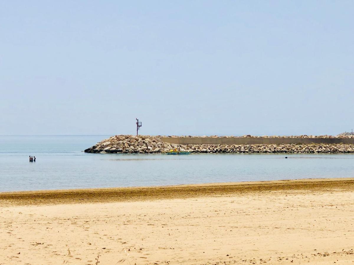 Sea Beach Pozzallo Exterior photo
